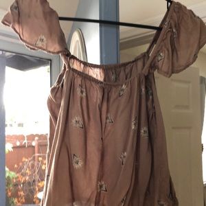 Off shoulder crop top